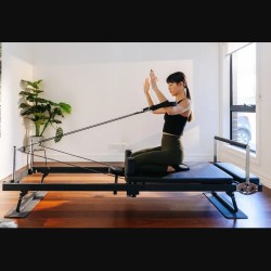 GORICA Pilates Reformer Macchina fitness allenamento casa pieghevole regolabile